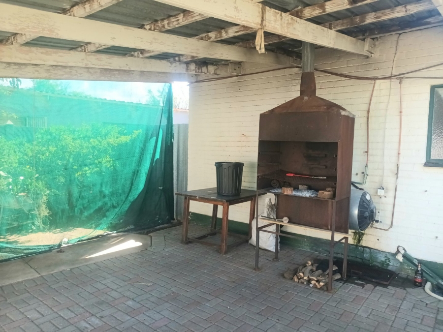 4 Bedroom Property for Sale in Hennenman Free State